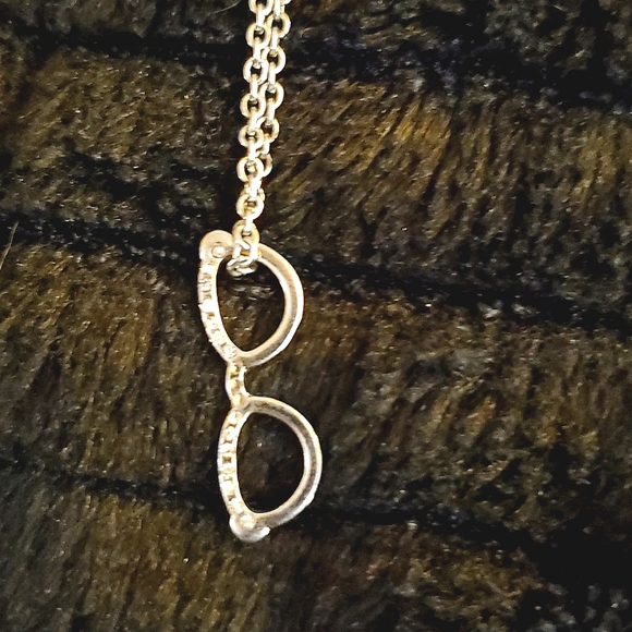 Jewelry - Tiny Glasses Pendant Necklace